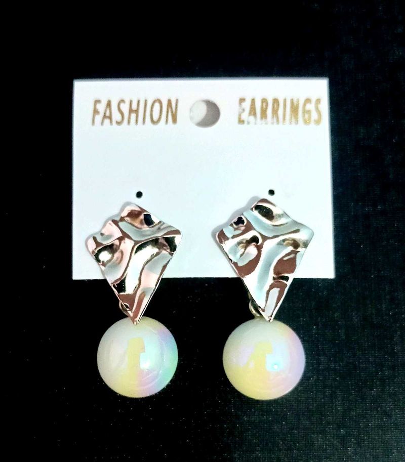 Pearl Drop Earrings