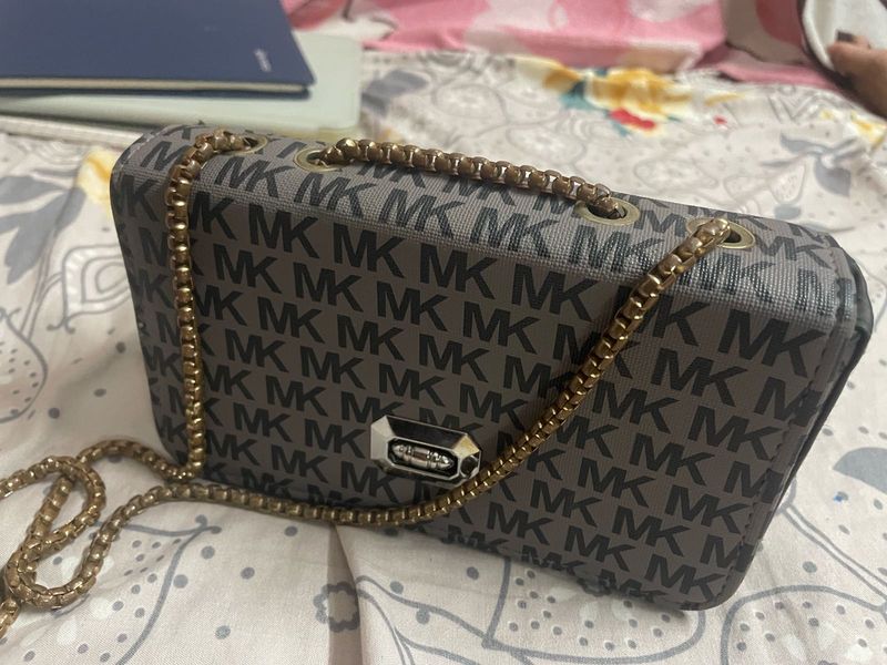 Chained bag
