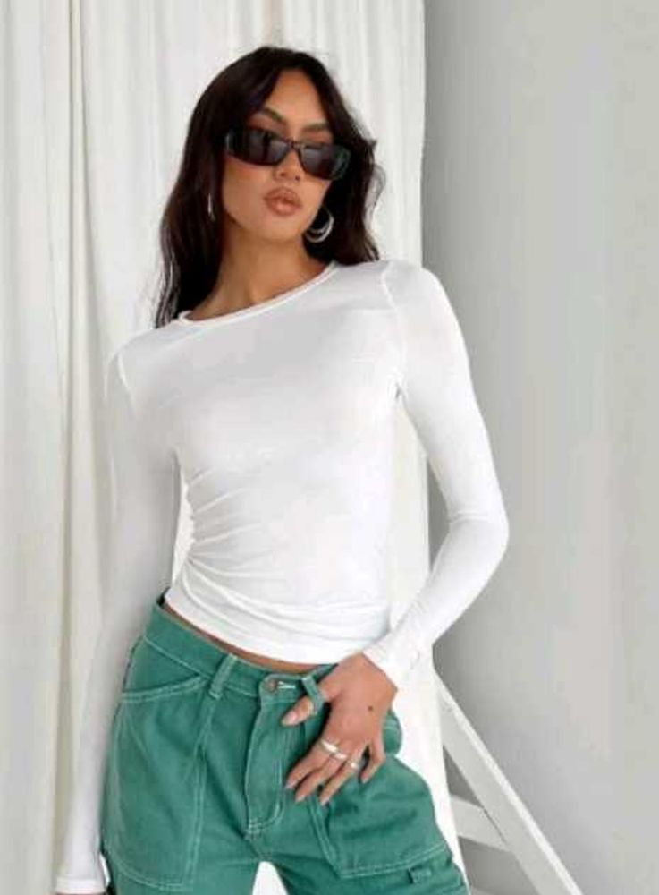 NEW ME Chic Solid Long Sleeve Top