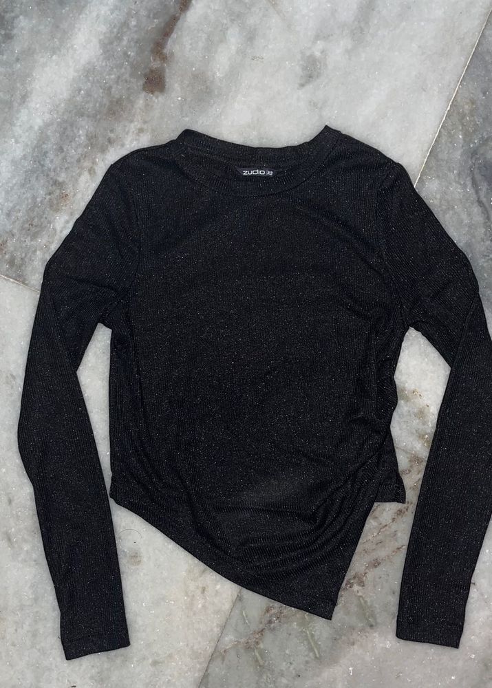 Black Long Sleeve Crop Top