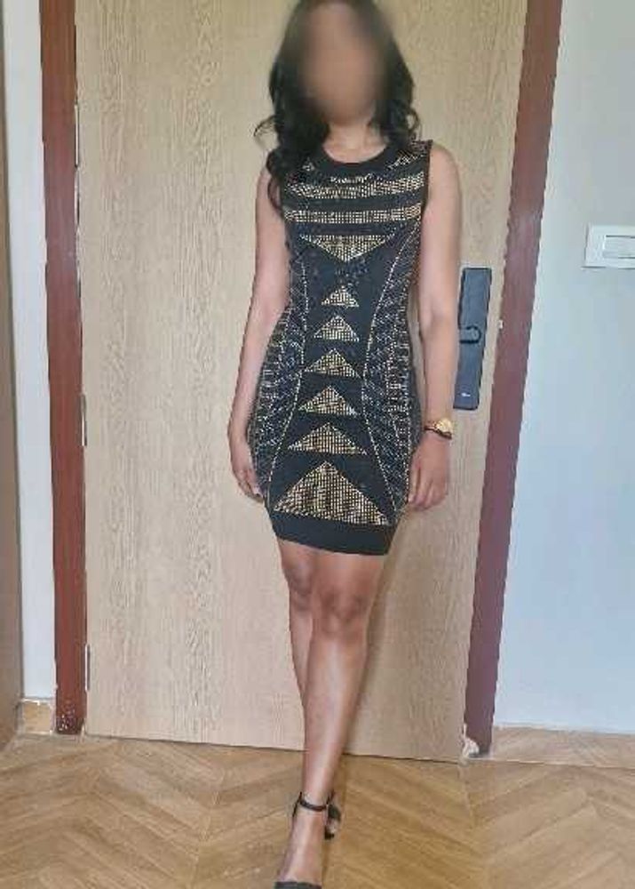 Chic Embellished Bodycon Dress