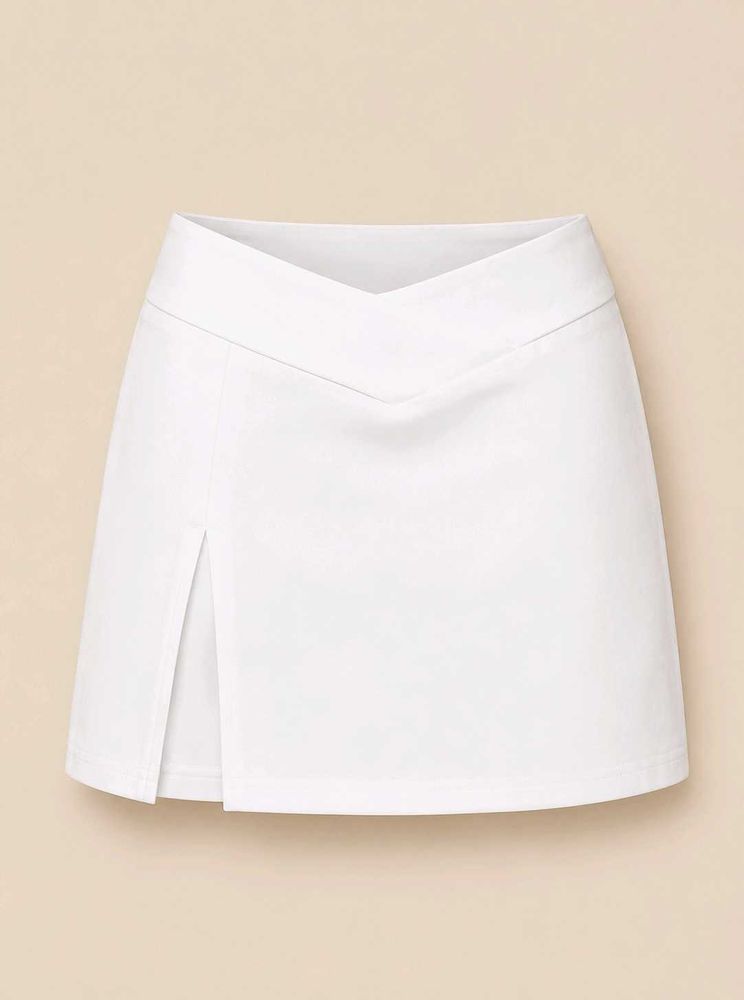 SLEEK WHITE MINI SKORTS