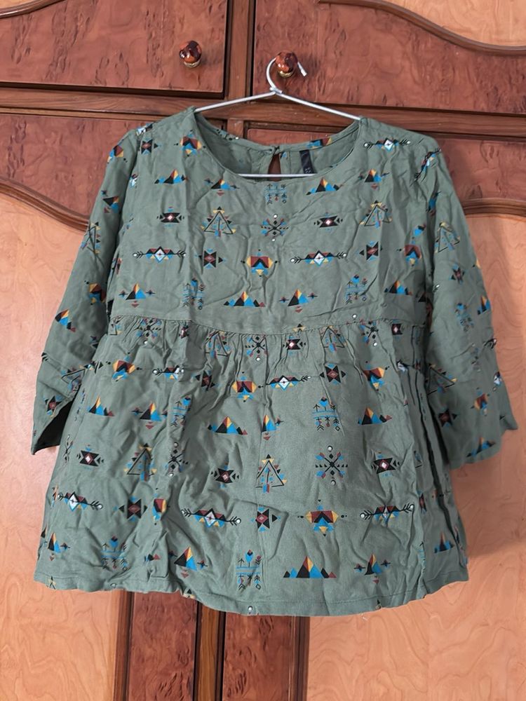 Green Printed top