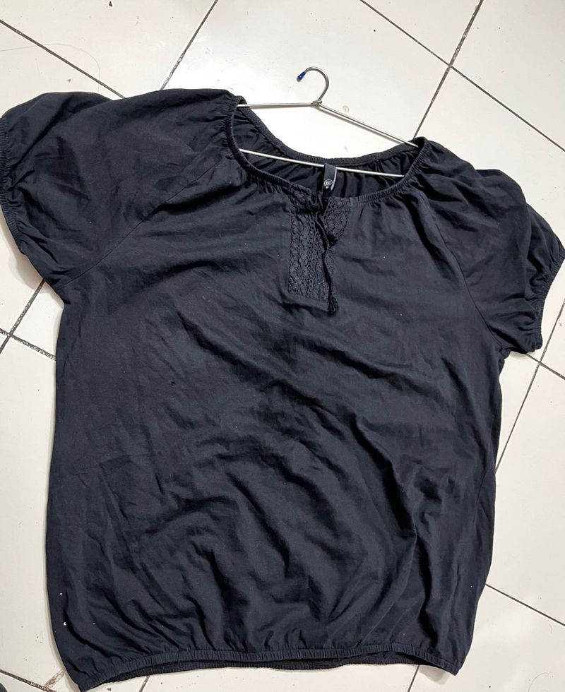 Black Puff Sleeve Top