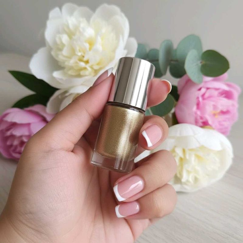 Chrome Nail Polish
