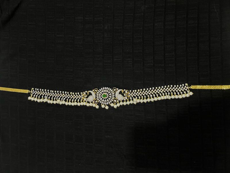 Exquisite Peacock Kemp Stone Kamarbandh