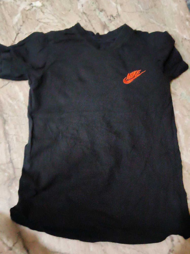 Nike Black T-Shirt