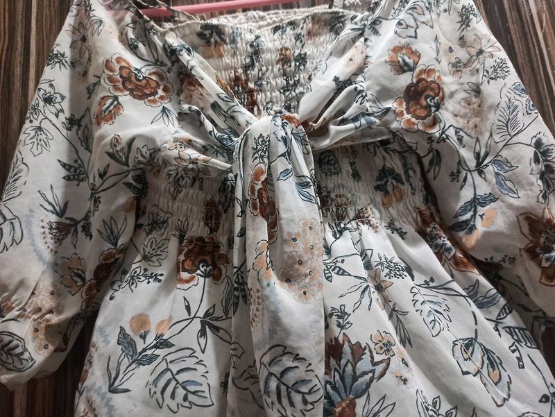 Floral Print Tie-Front Top