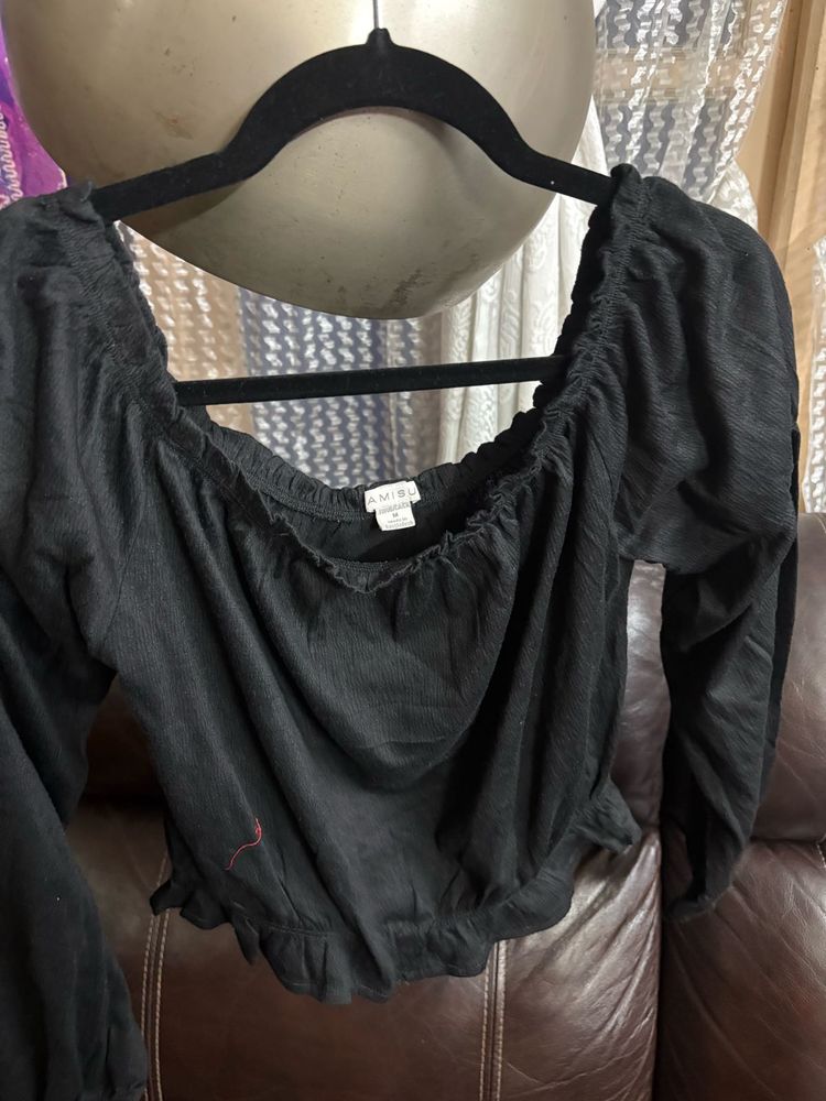 Chic Black Off-Shoulder Puff Sleeve Top