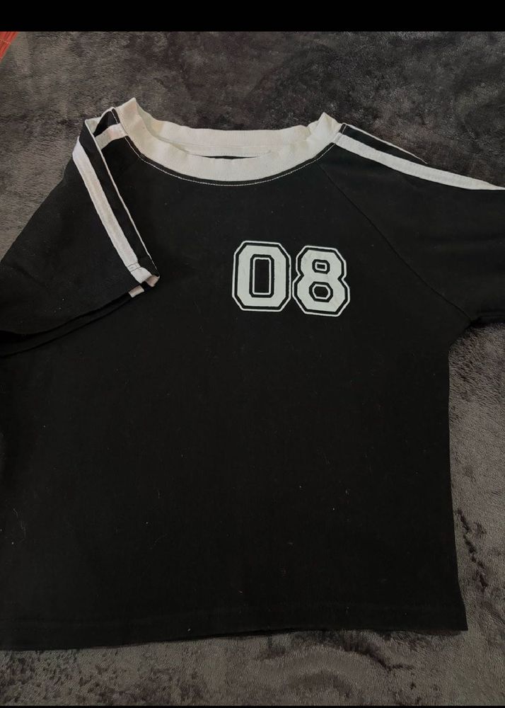 Black "08" Graphic T-Shirt