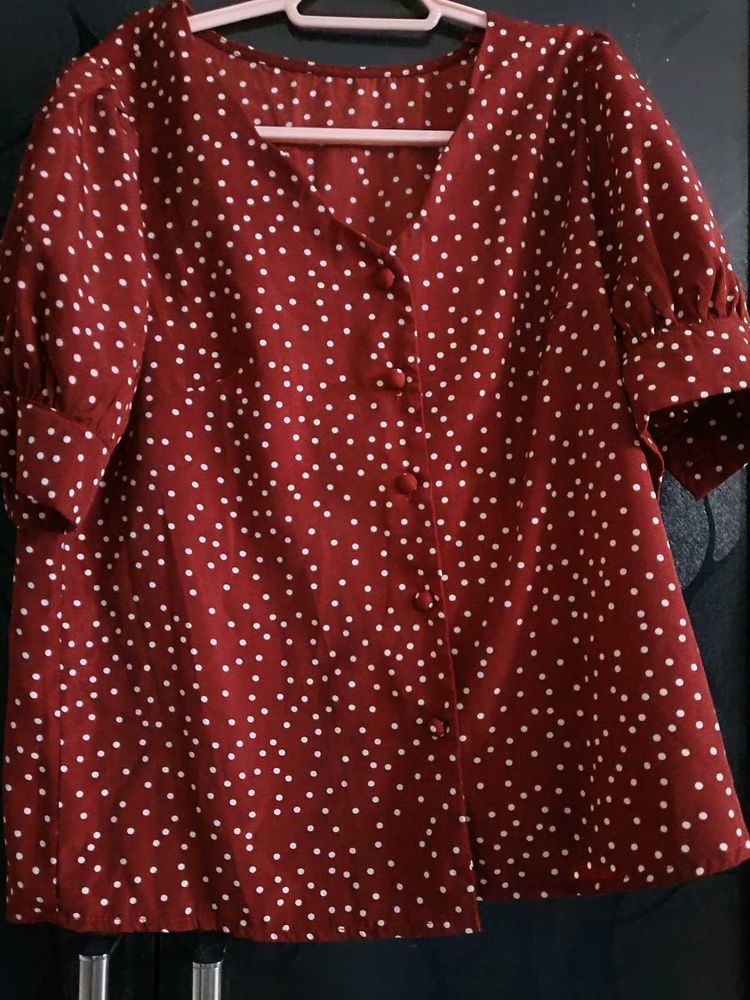 Maroon polka dots top