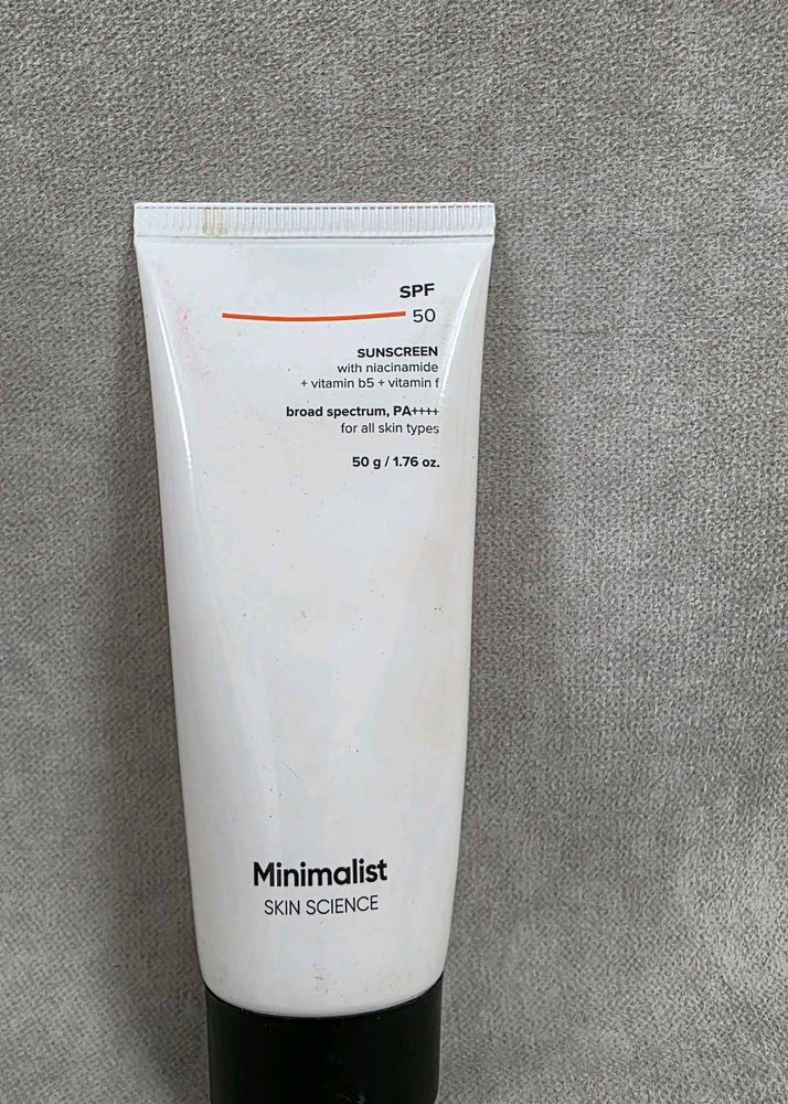 Minimalist Sunscreen SPF 50