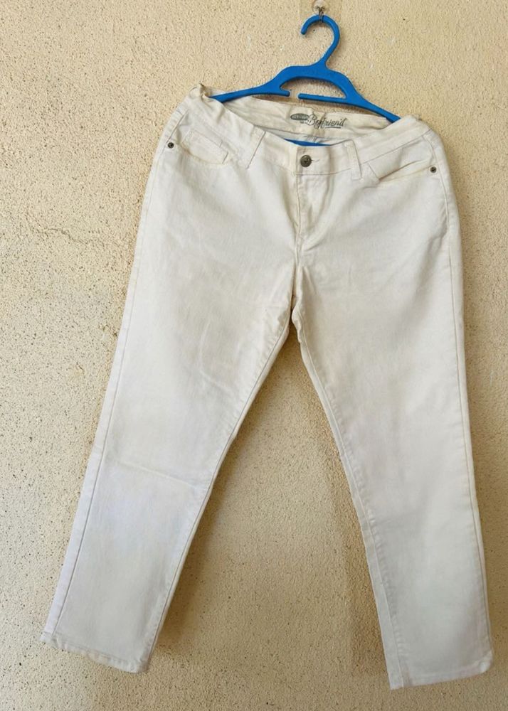 Classic Off-White Straight Leg Jeans