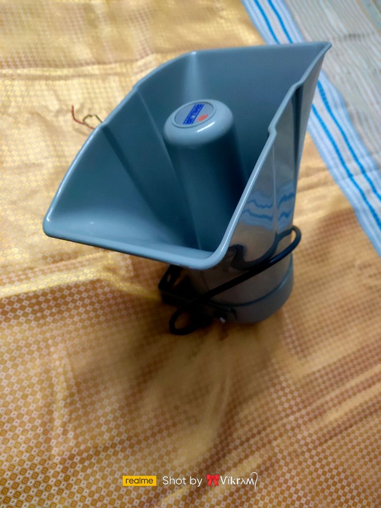 NEW PA HORN SPEAKER NEVER USE THIS SPEAKE