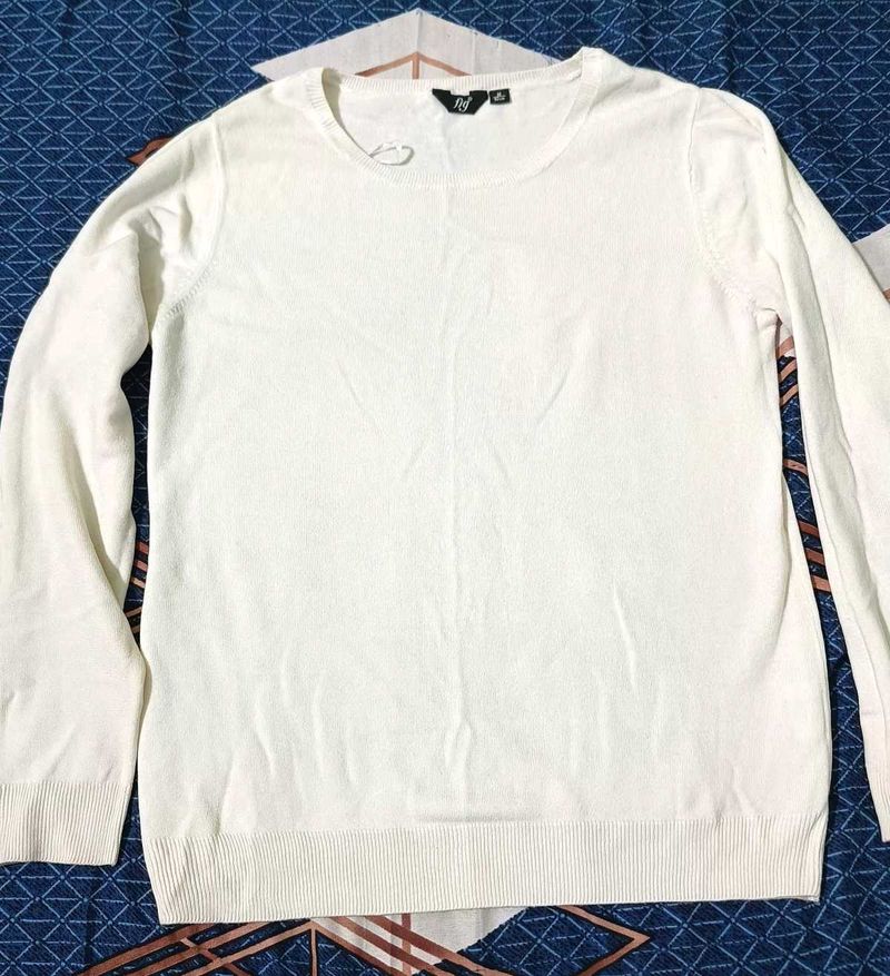 Fig By Trends White Sweatshirt For Women &amp; Girls