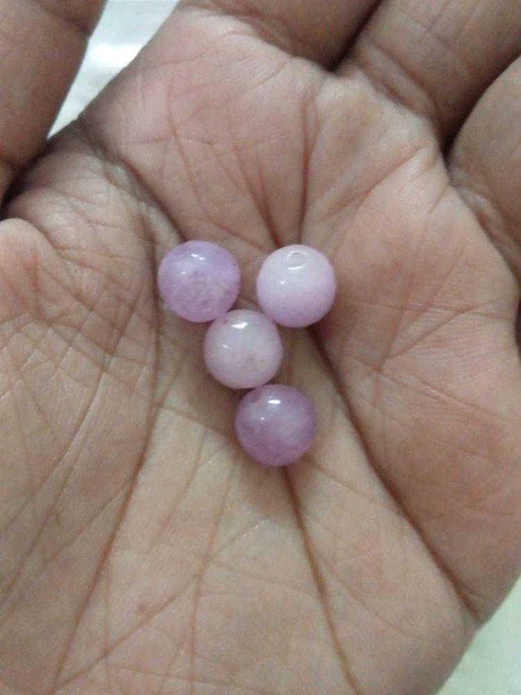 4 Beautiful kunzite Beads