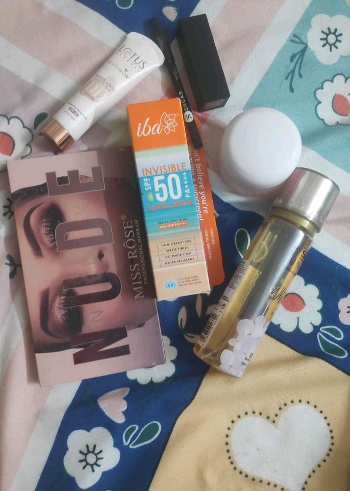 7 Makeup Essentials Combo + A Freebie