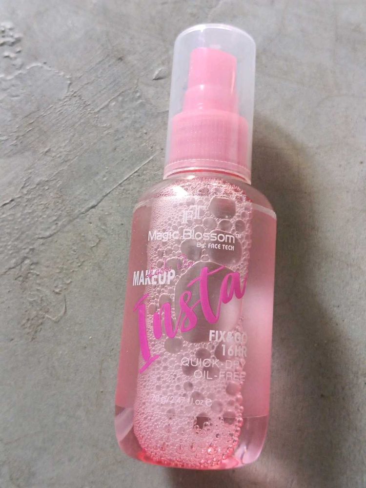 Makeup Insta Fix &amp; Go Spray
