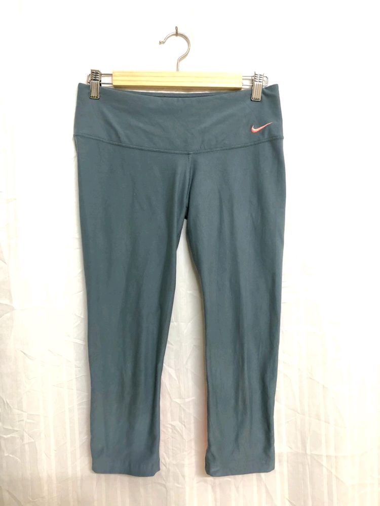 Nike Dri-Fit Capri Leggings