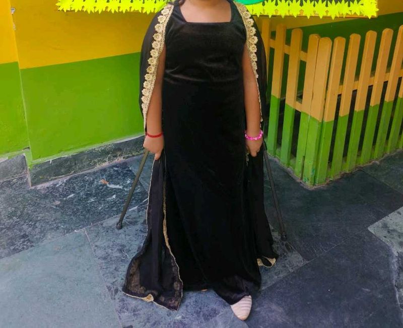 Beautiful black velvet dress