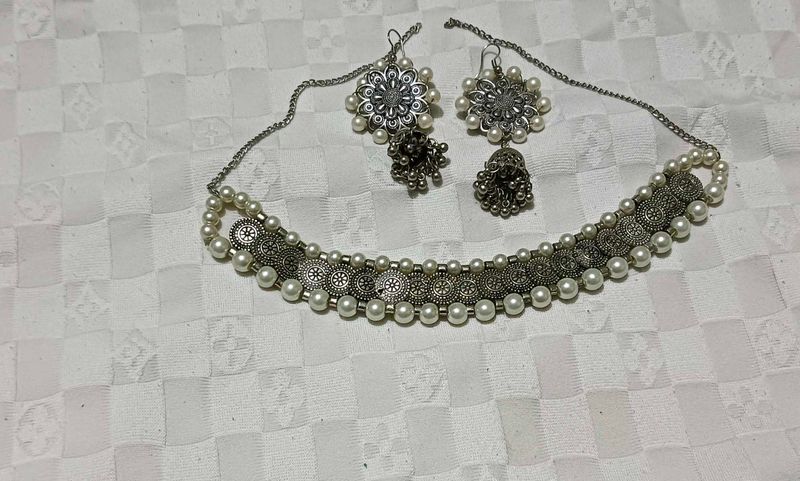 Pearl &amp; Coin Choker Necklace Set