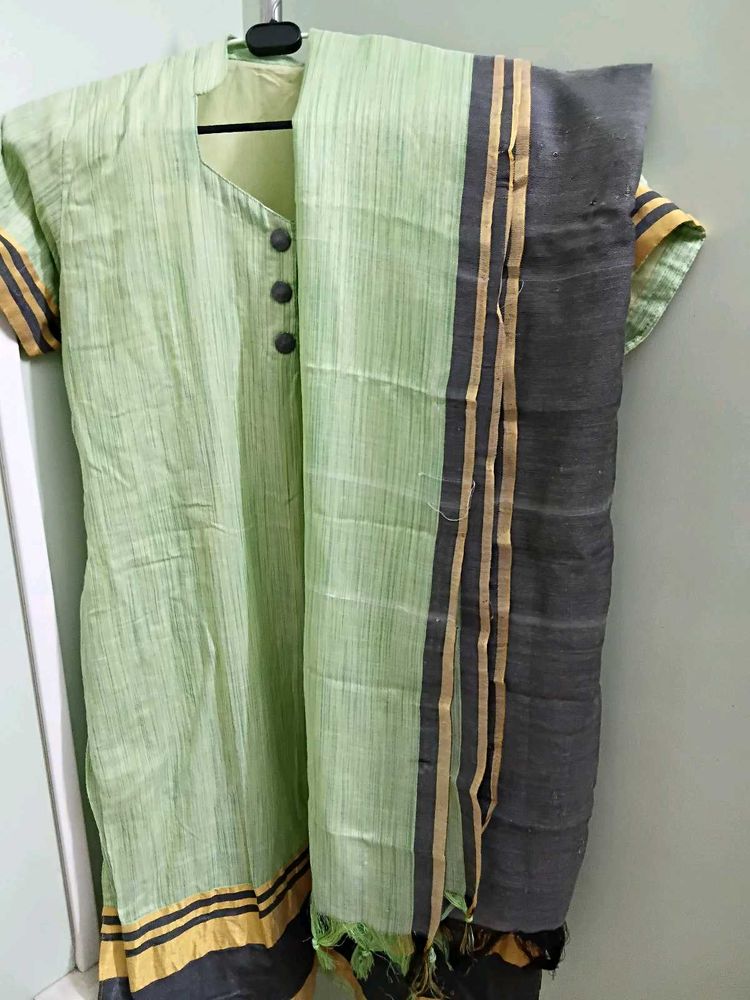 Elegant Green Kurti With Dupatta
