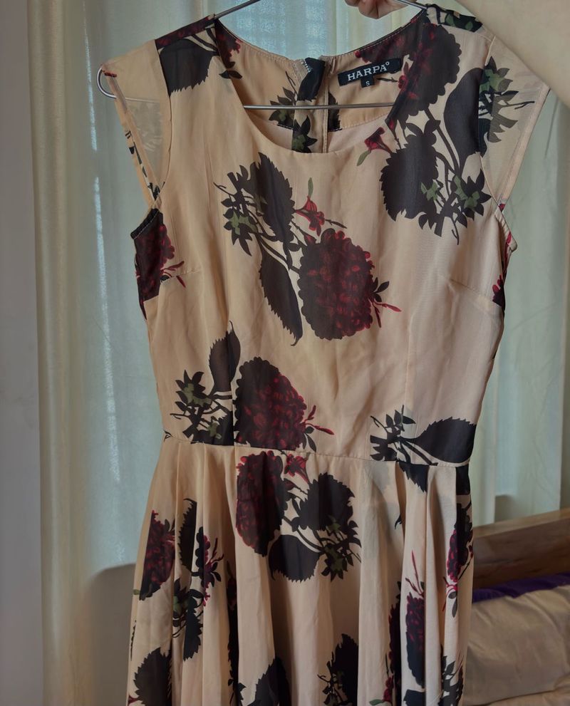 Chic Floral Print Dress