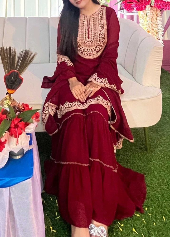 Maroon Sharara set