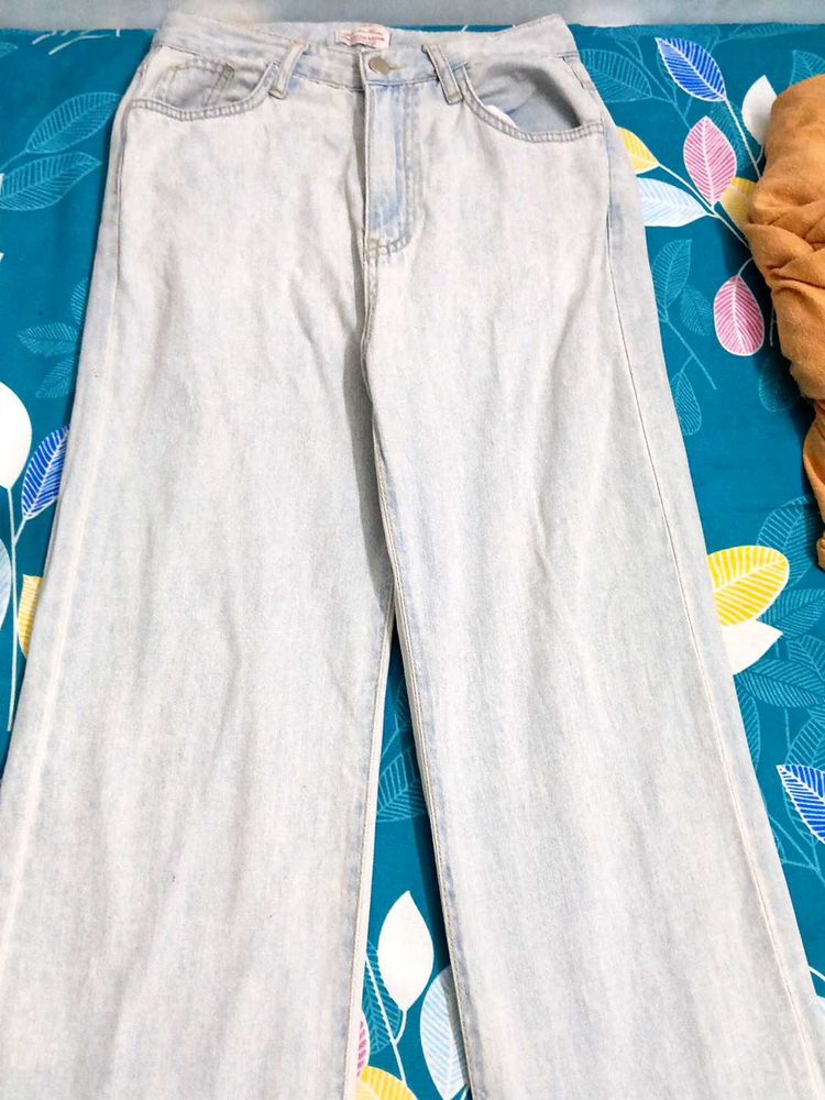 Light Wash Wide Leg Jeans