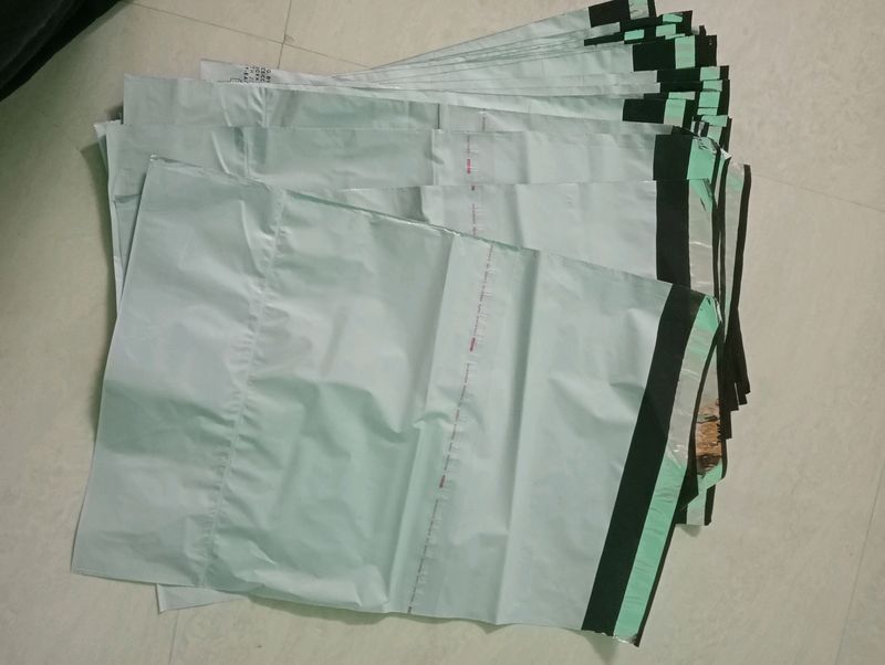 25 Shipping Bags With Pod