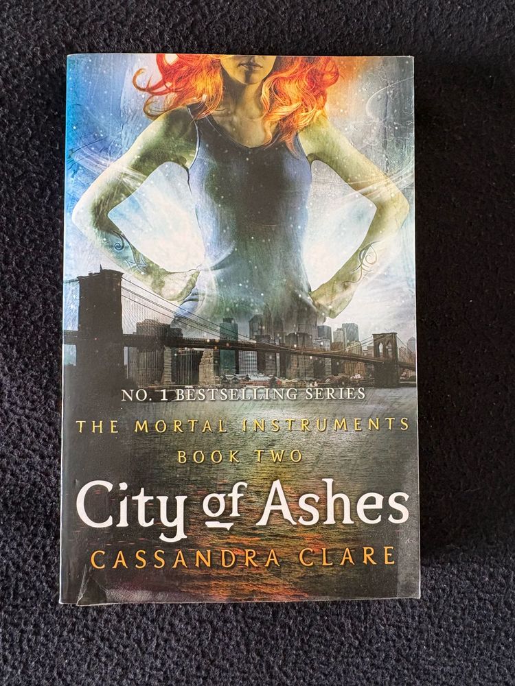 NEW City of Ashes - The Mortal Instruments 2