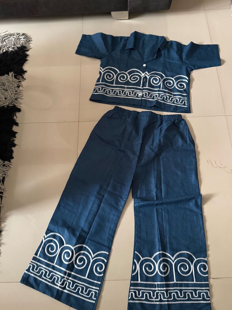 Blue Ethnic Kurta Set with White Print