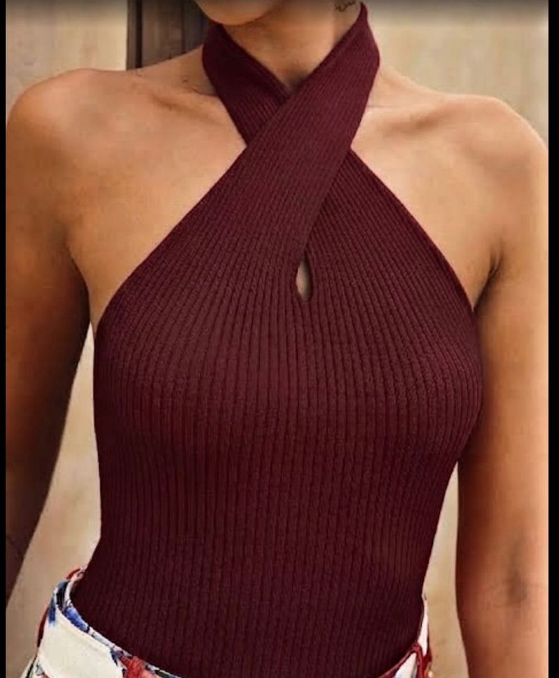 Chic Ribbed Knit Halter Top