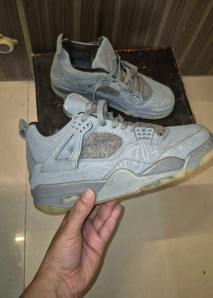 Nike Air jordan 4 "KAWS"