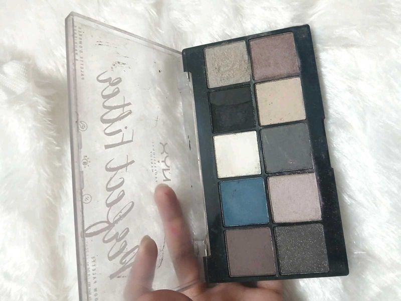 NYX Eyeshadow Palette