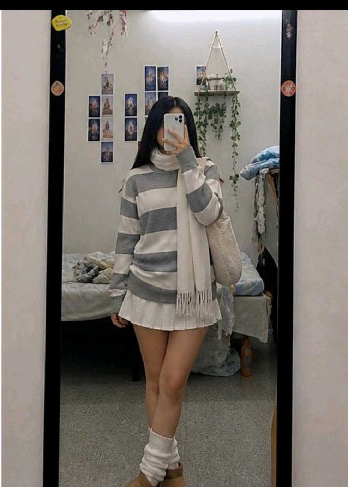 striped sweatshirt