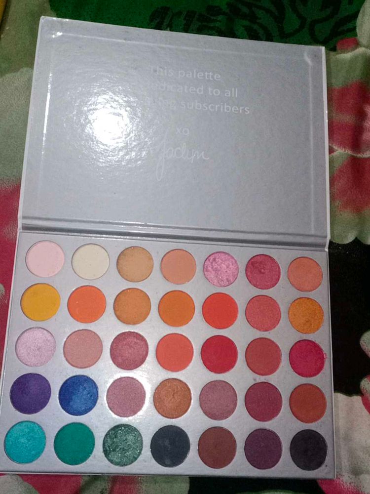 The Jacklin Hill Palette