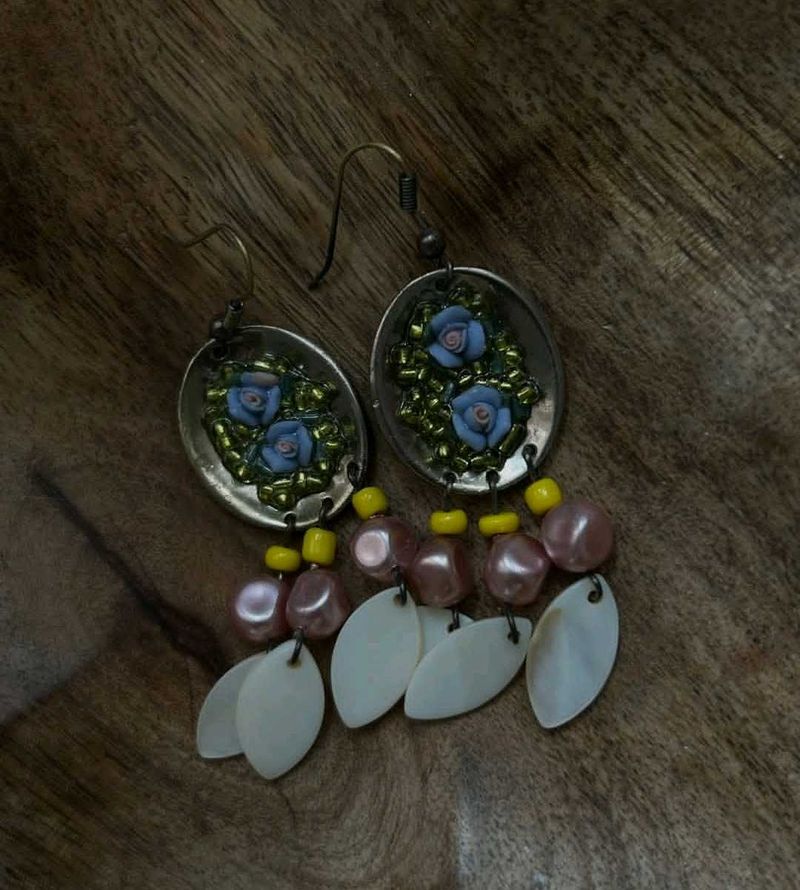Blue Floral Danglers Earrings