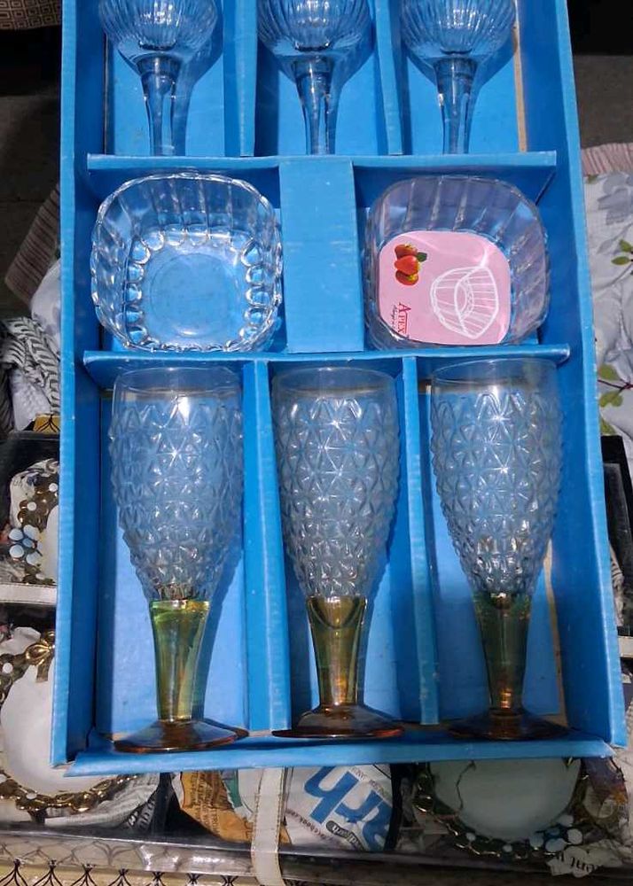 Vintage Glassware Set