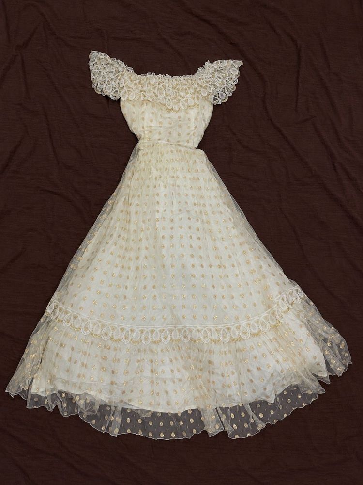 off shoulder vintage lace dress