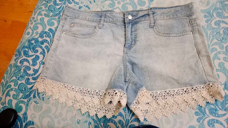 Light Wash Denim Shorts with Lace Trim