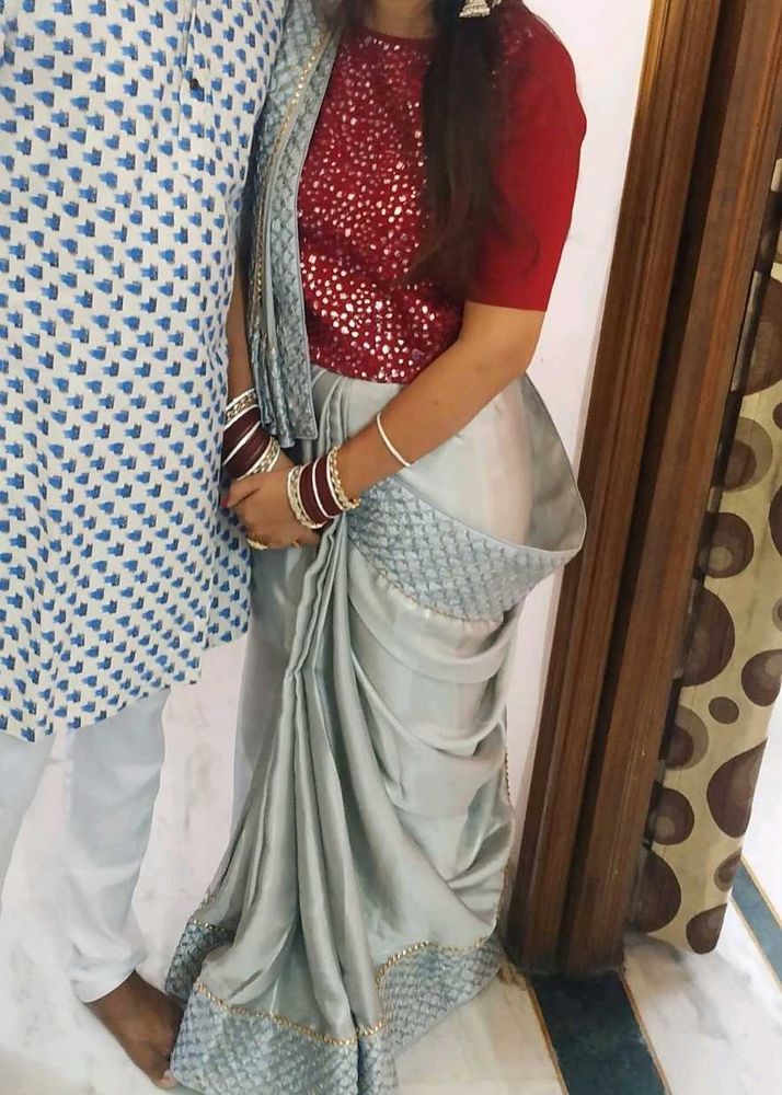 Saree with blouse piece