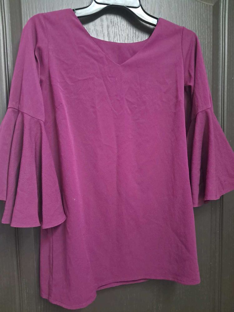 Women's Bell Sleeve Top