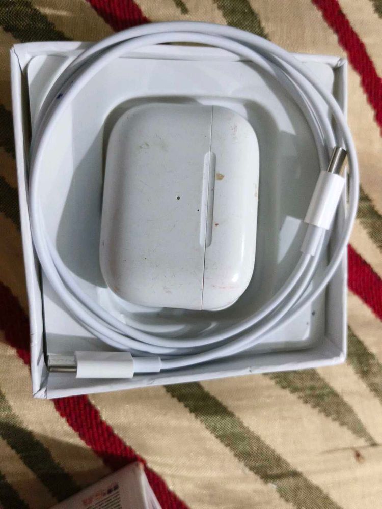 Apple AirPods Pro Charging Case &amp; Cable