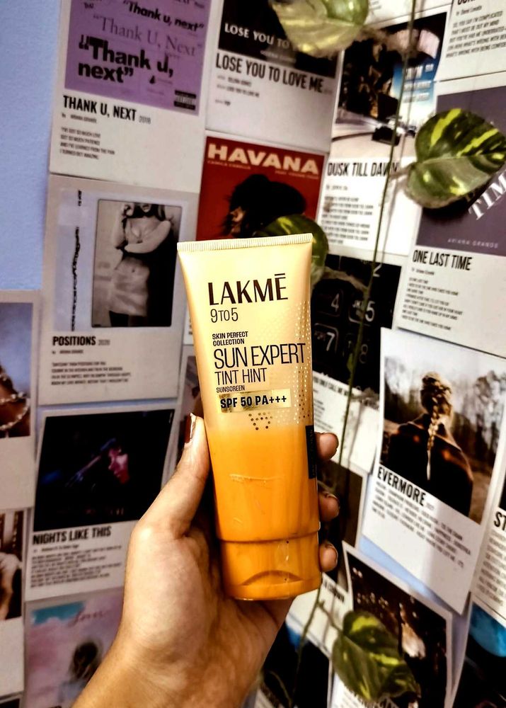 Lakme 9 To 5 Sun Expert