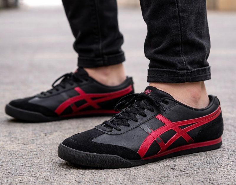Onitsuka Tiger Mexico 66 Black Red