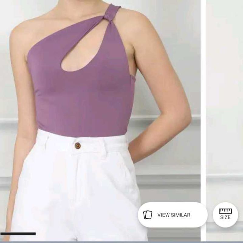 XL size Stylish One-Shoulder Top