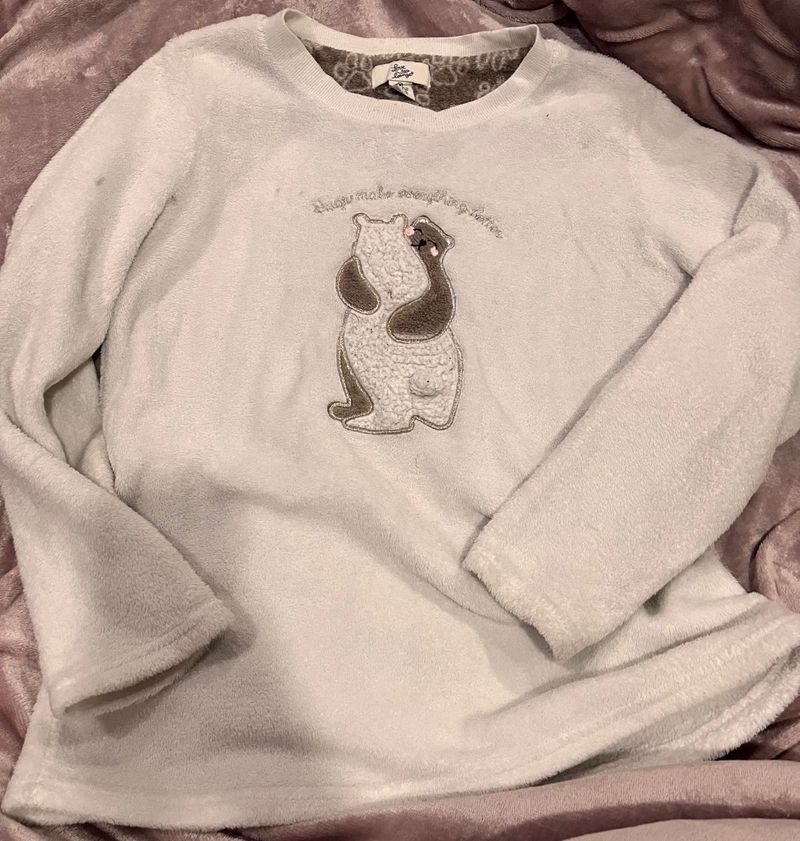 Cute Bear Graphic Pullover