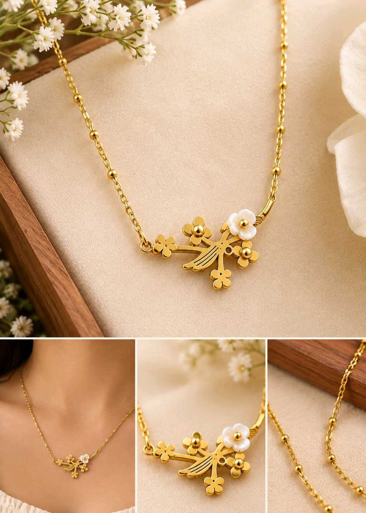 Delicate Floral Gold Chain Necklace