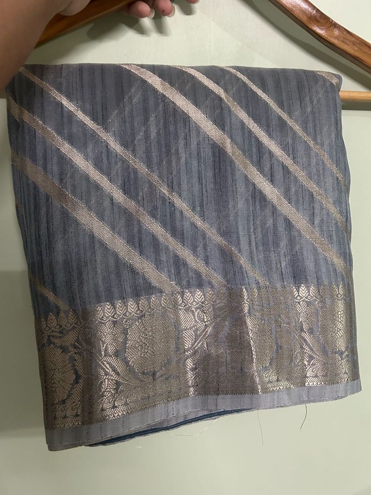 Elegant Grey Striped Saree